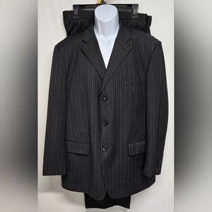 Karako Charcoal Pinstripe Suit Wool 40 May Have Been Altered See Measurments